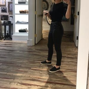 Meet your Posher, Arica